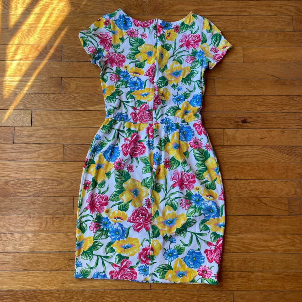 Adrienne Vittadini 90s Tropical floral mini dress - Picture 3 of 7